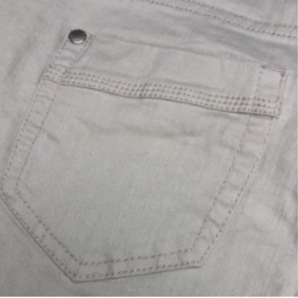 LIKE NEW JONES & CO. LIGHT-GRAY COTTON CAPRIS 12/31x13 ⭐️ - Picture 7 of 11